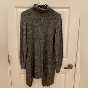 Apt. 9 Lightweight Turtleneck Tunic Sweater Size Med.